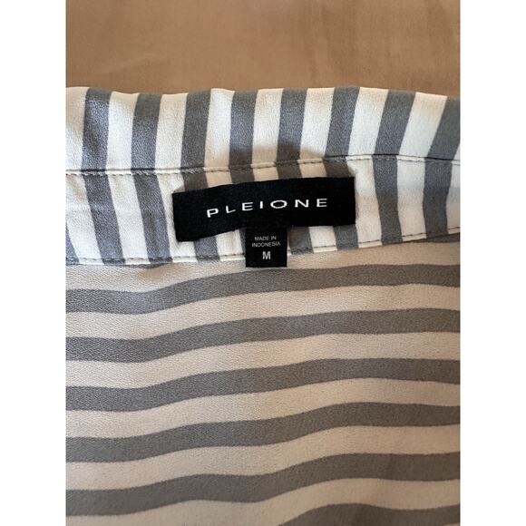 Pleione Blue White Striped Button Down Blouse With Puff Sleeves Business Casual - Picture 6 of 7